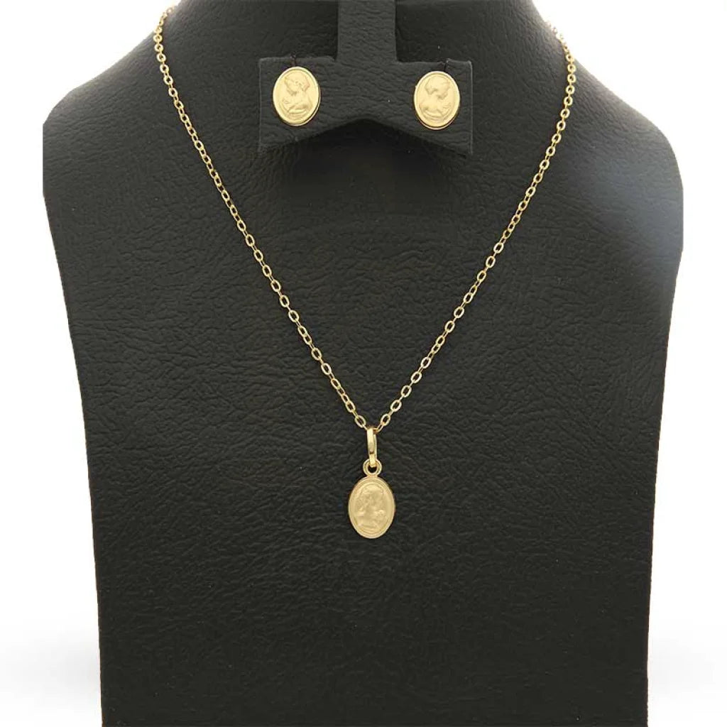 Gold Oval Shaped Pendant Set (Necklace And Earrings) 18Kt - Fkjnklst18K2363 Sets