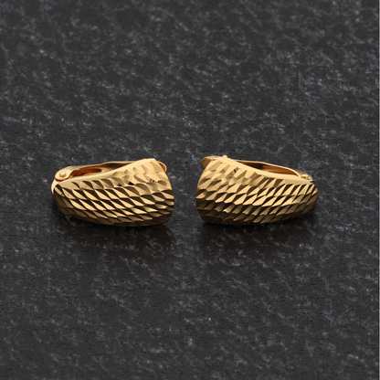 Gold Hammered Marquise Clip Earrings 18KT - FKJERN18K8927