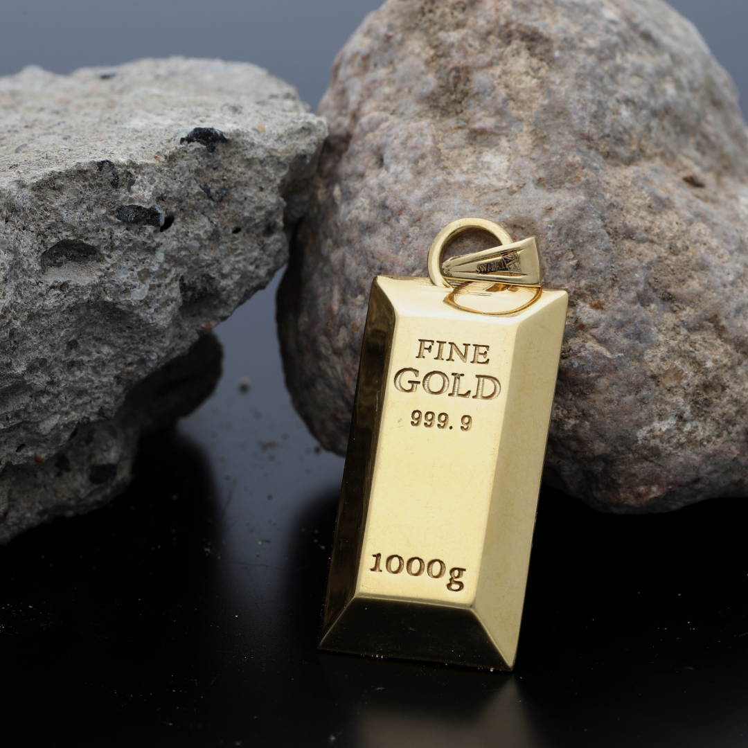 Gold Stud Gold Bar Shaped Pendant 18KT - FKJPND18K9198
