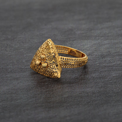 Gold Traditional Triangle Filigree Ring 21KT - FKJRN21KM9680