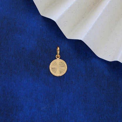 Gold Sun Rays Round Shaped Pendant 21KT - FKJPND21KM9578