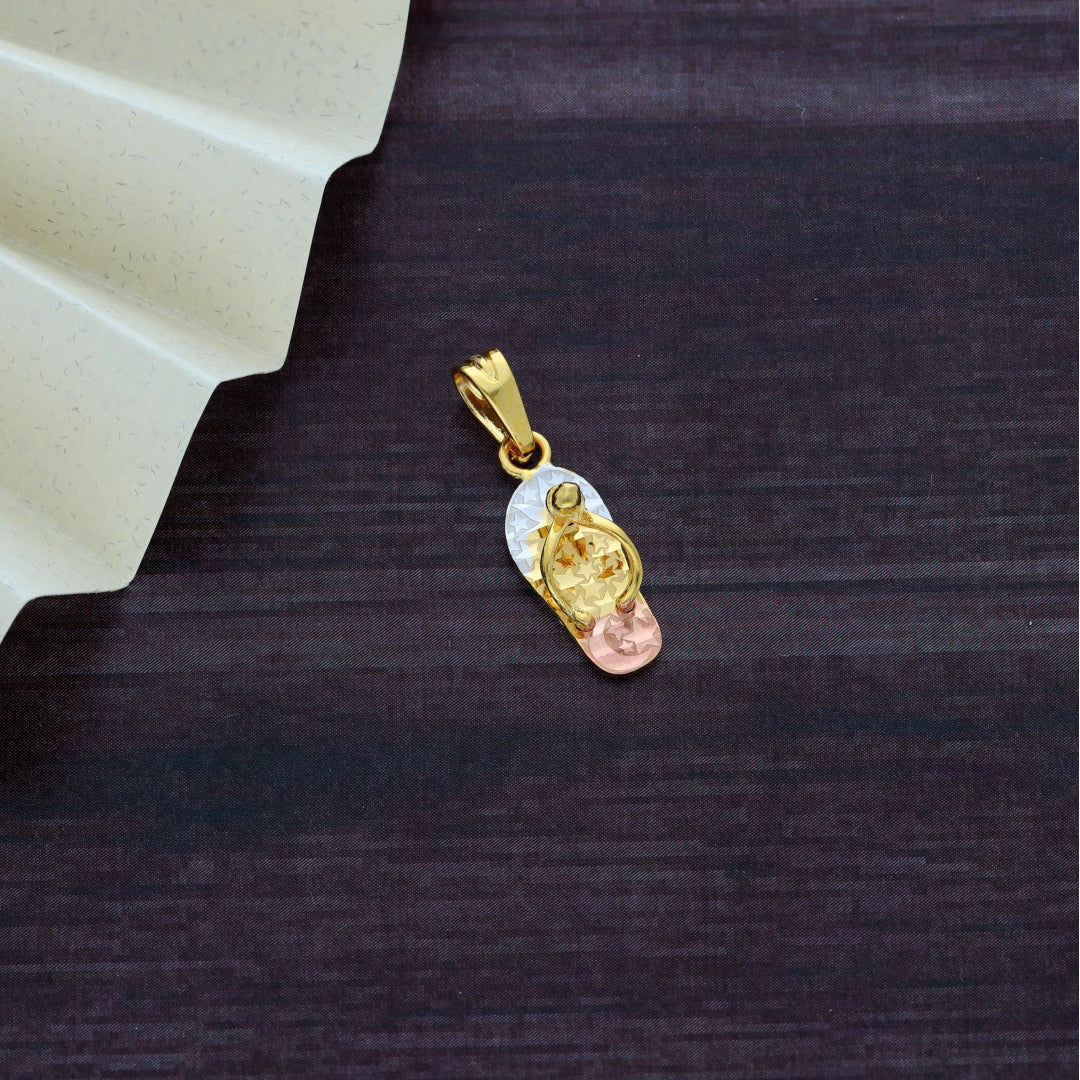 Gold Flip-Flop Shaped Pendant 21KT - FKJPND21KM9610