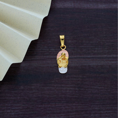 Gold Flip-Flop Shaped Pendant 21KT - FKJPND21KM9612