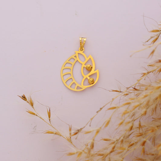 Gold Intricate Design Shaped Pendant 21KT - FKJPND21KM9825