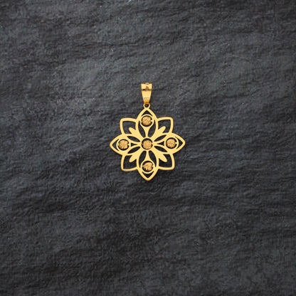 Gold Flower Shaped Pendant 21KT - FKJPND21KM10014