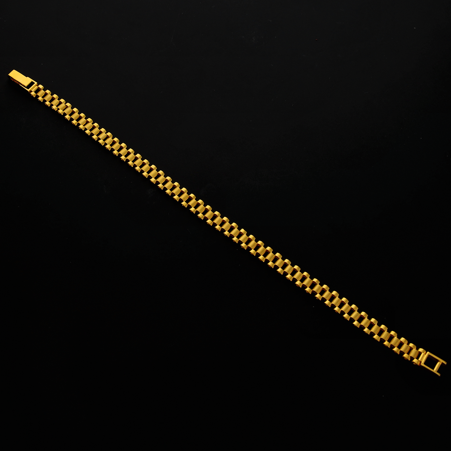 سوار ذهبي بحزام سحاب عيار 21 قيراطًا - FKJBRL21KM10265