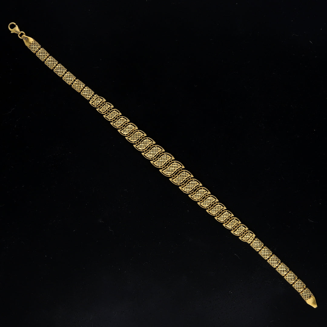 Gold Regal Texture Bracelet 21KT - FKJBRL21KM11502