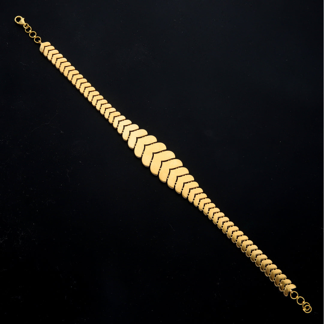 Gold Chevron Link Bracelet 21KT - FKJBRL21KM11564