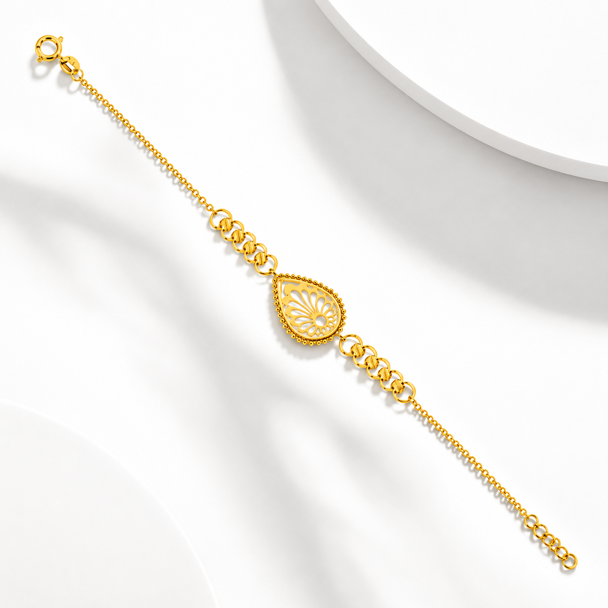 Gold Filigree-Patterned Almond Medallion Bracelet 21KT - FKJBRL21KM12204