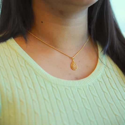 Gold Necklace (Chain With Tear Drop Shaped Pendant) 21KT - FKJNKL21KM10012