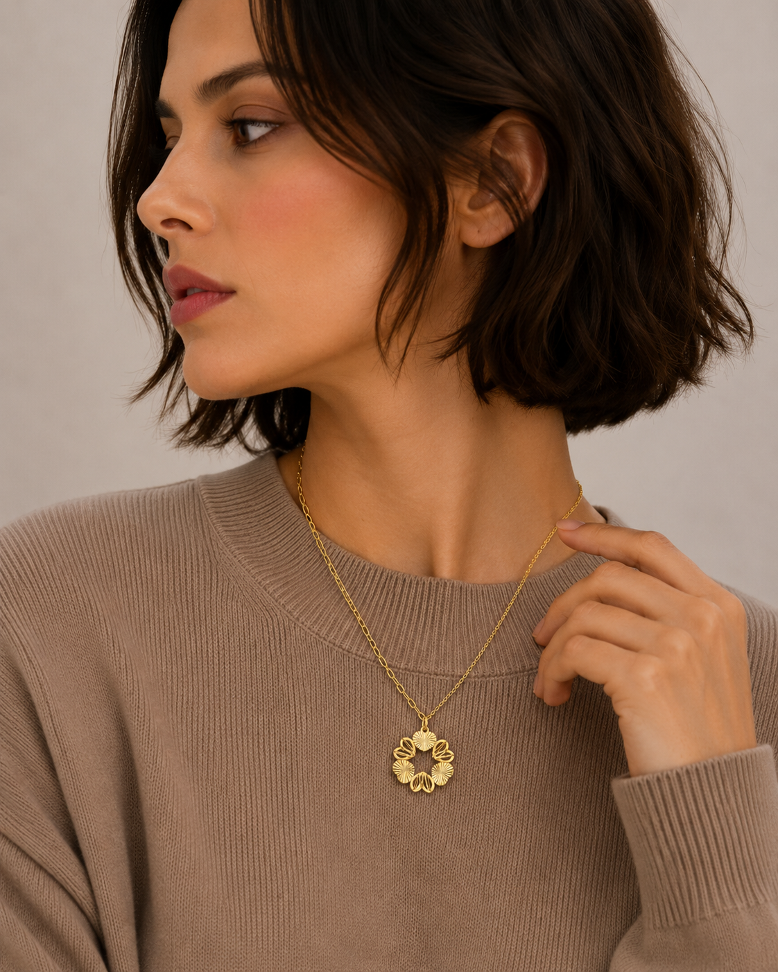 Gold Necklace (Chain with Floral Heart Pendant) 21KT - FKJNKL21KM12038