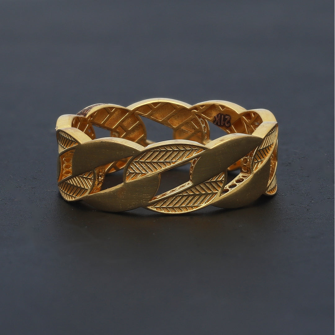 Buy Gold Interlock Design Ring 21KT – Elegant Design in Kuwait – FK ...