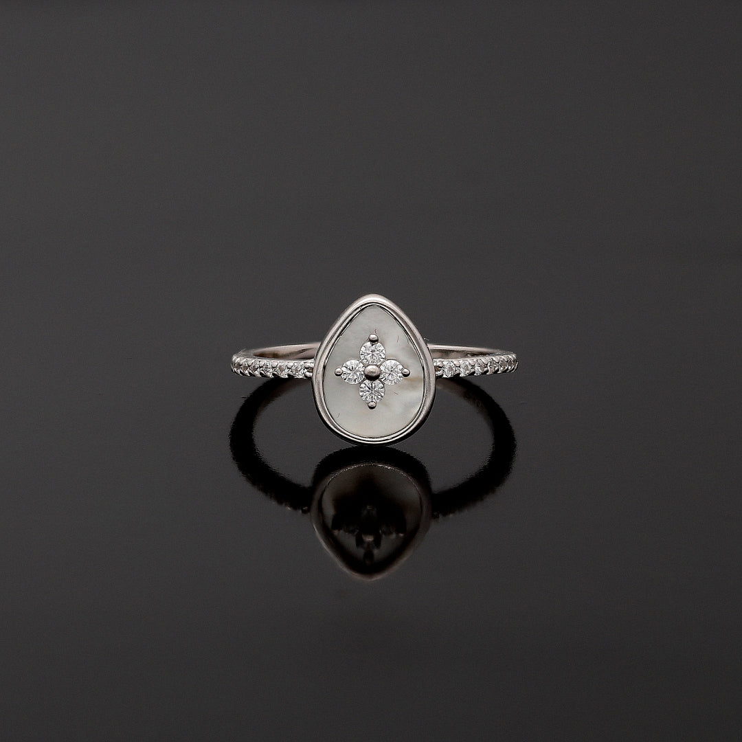 Sterling Silver 925 Pearl Drop Ring - FKJRNSL10765