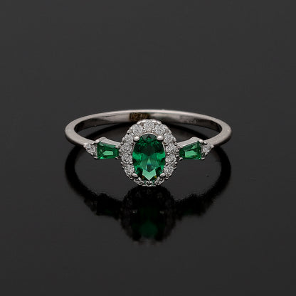 Sterling Silver 925 Emerald Spark Ring - FKJRNSL10768