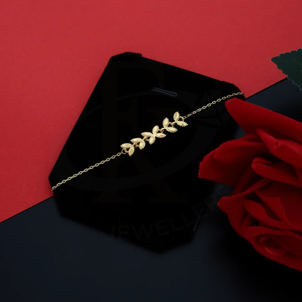 Gold Classy Oval Bracelet 21Kt - Fkjbrl21Km8200 Bracelets