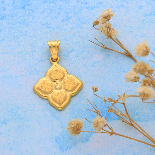 Gold Floral Design Pendant 21Kt - Fkjpnd21Km8541 Pendants