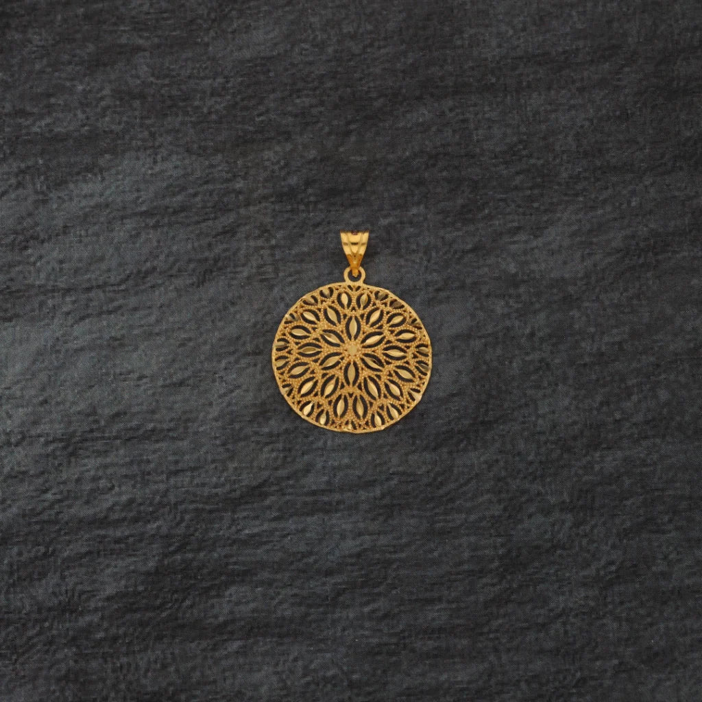 Gold Flower Round Design Pendant 21Kt - Fkjpnd21Km8382 Pendants