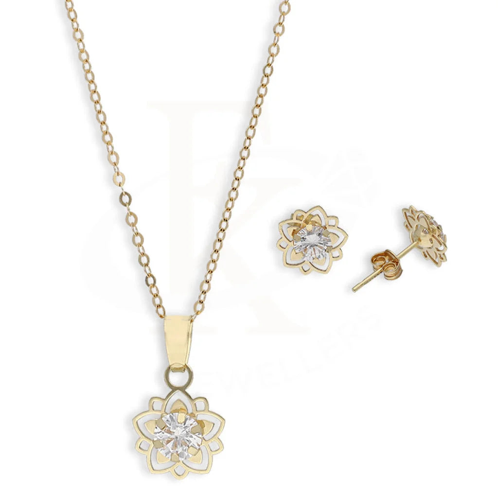 Gold Flower Shaped Solitaire Pendant Set (Necklace And Earrings) 18Kt - Fkjnklst18K5580 Sets