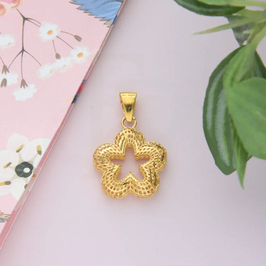 Gold Flower Star Pendant 21Kt - Fkjpnd21Km8205 Pendants