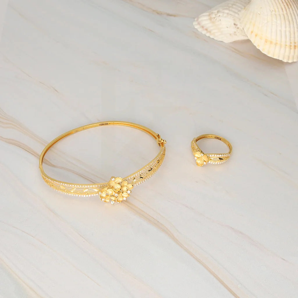 Gold Flowers Bangle With Ring 22Kt - Fkjbng22K5043 Bangles
