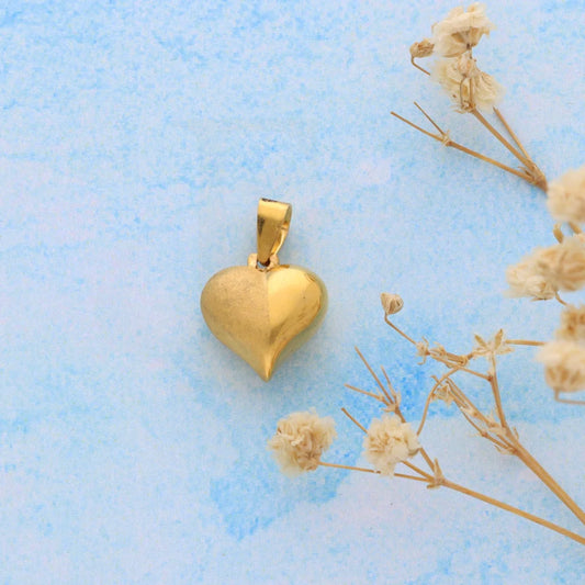 Gold Heart Shaped Pendant 21Kt - Fkjpnd21Km8526 Pendants