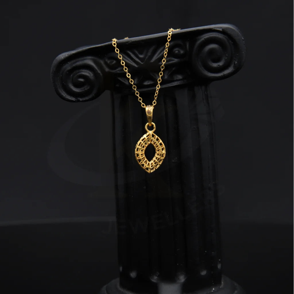 Gold Necklace (Chain With Crown Adoned Hollow Pendant) 21Kt - Fkjnkl21Km7950 Necklaces