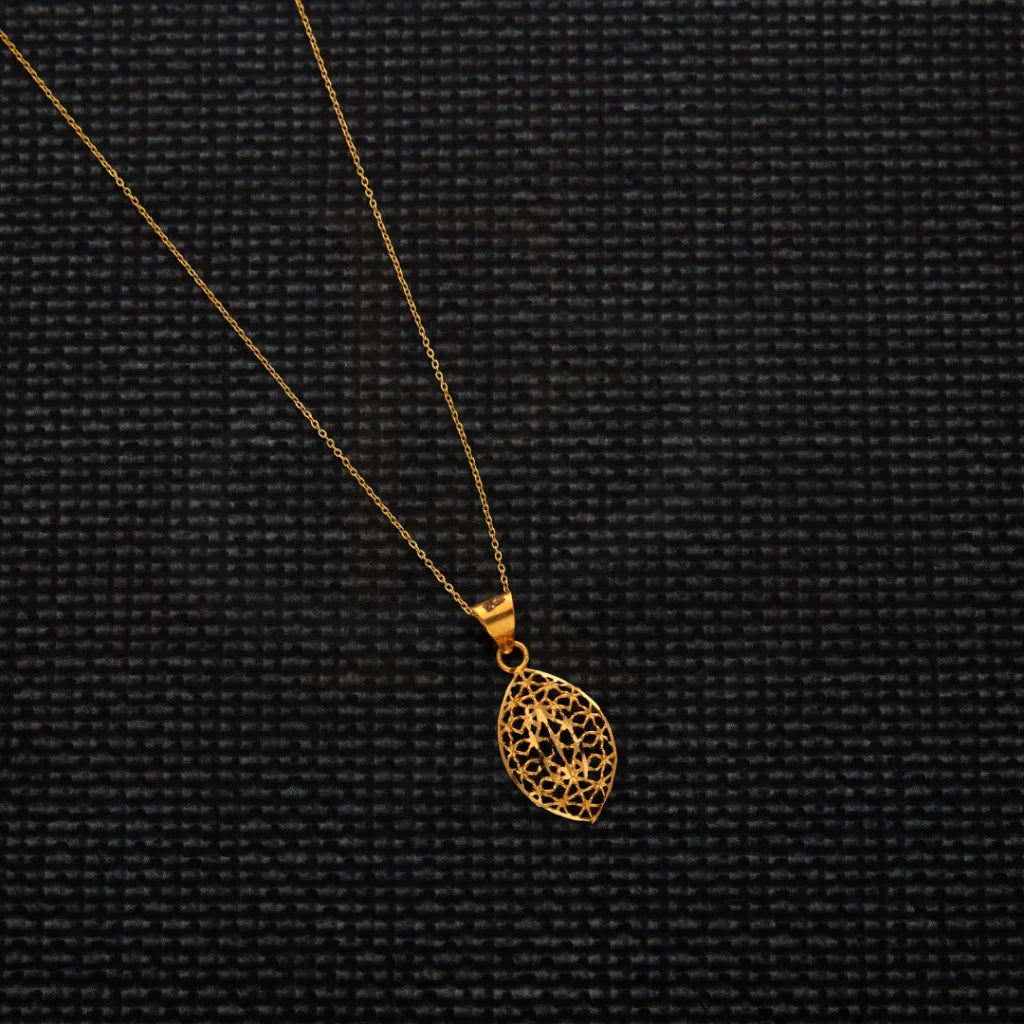 Gold Necklace (Chain With Eye Shaped Pendant) 21Kt - Fkjnkl21Km8219 Necklaces