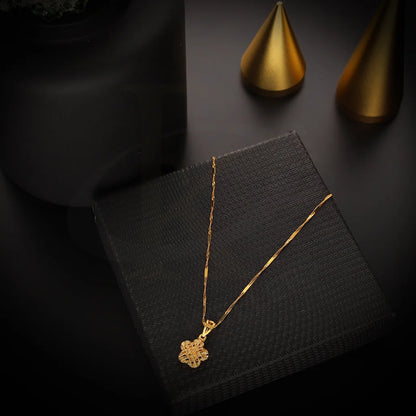 Gold Necklace (Chain With Flower Shaped Pendant) 22Kt - Fkjnkl22K5610 Necklaces