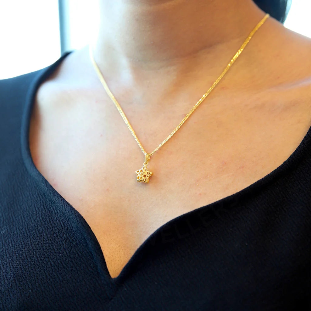 Gold Necklace (Chain With Hollow Star Pendant) 21Kt - Fkjnkl21Km8615 Necklaces