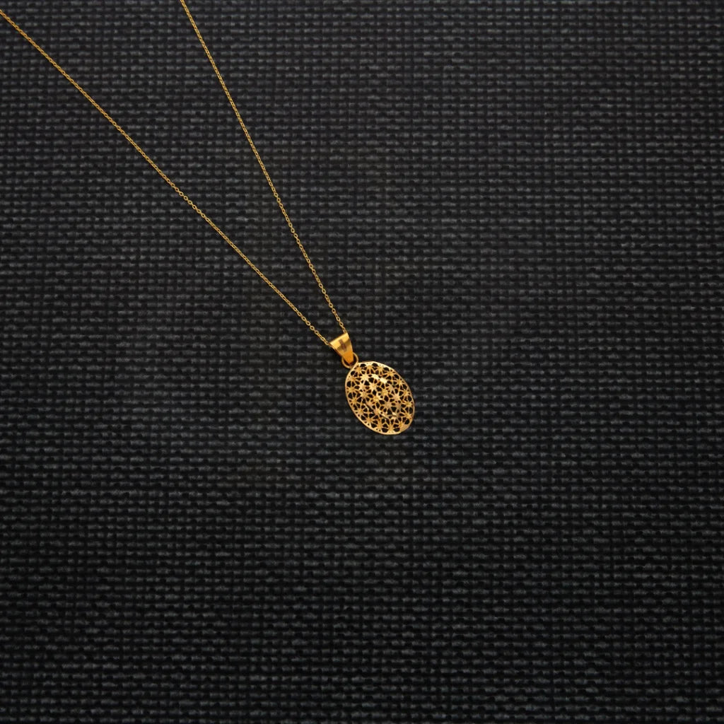 Gold Necklace (Chain With Oval Pendant) 21Kt - Fkjnkl21Km8215 Necklaces