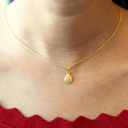 Gold Necklace (Chain With Oval Pendant) 21Kt - Fkjnkl21Km8532 Necklaces