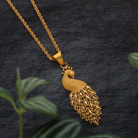 Gold Necklace (Chain With Peacock Style Pendant) 21Kt - Fkjnkl21Km8515 Necklaces