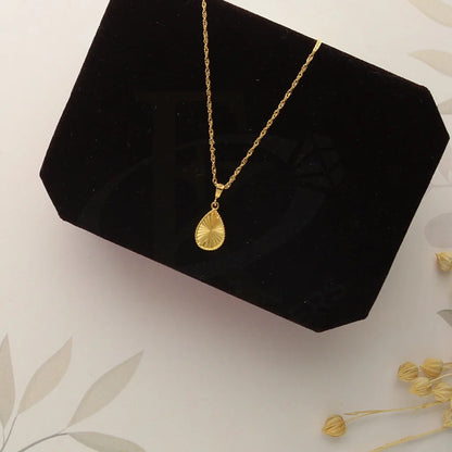 Gold Necklace (Chain With Pear Shaped Pendant) 21Kt - Fkjnkl21Km5011 Necklaces