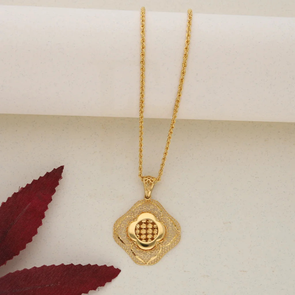 Gold Necklace (Chain With Pendant) 21Kt- Fkjnkl21K7646 Necklaces