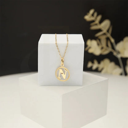 Gold Necklace (Chain With Round Shaped Alphabet Pendant) 18Kt - Fkjnkl18K5243 Necklaces