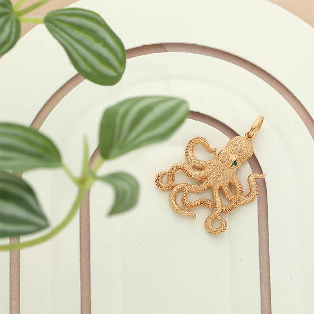 Gold Octopus Shaped Pendant 18Kt - Fkjpnd18K5110 Pendants