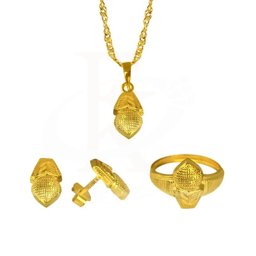 Gold Pendant Set (Necklace Earrings And Ring) 18Kt - Fkjnklst1784 Sets