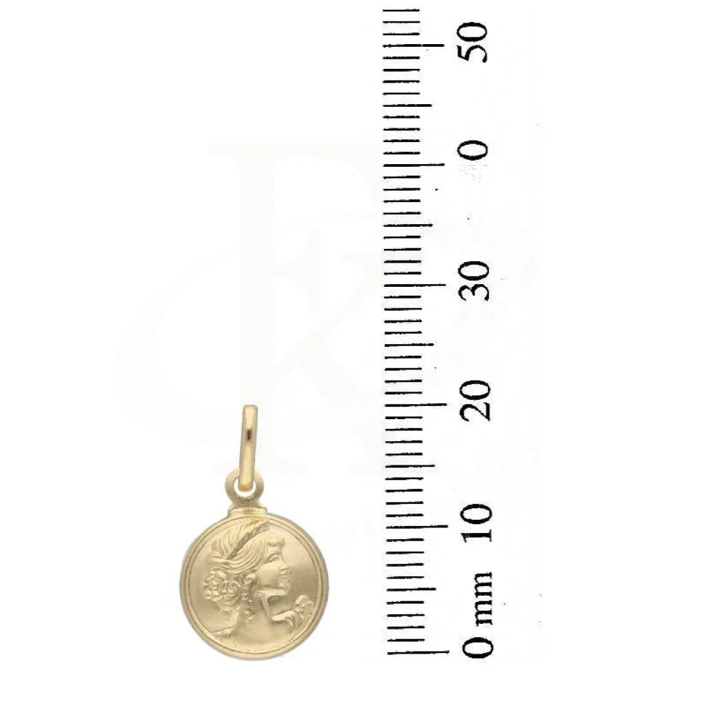 Gold Queen Round Shaped Pendant 18Kt - Fkjpnd18K2994 Pendants