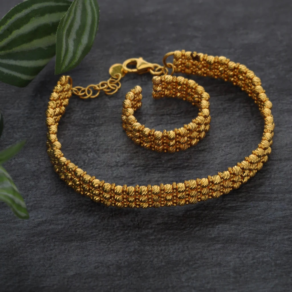 Gold Round Plated Bracelet 21Kt - Fkjbrl21Km8516 Bracelets
