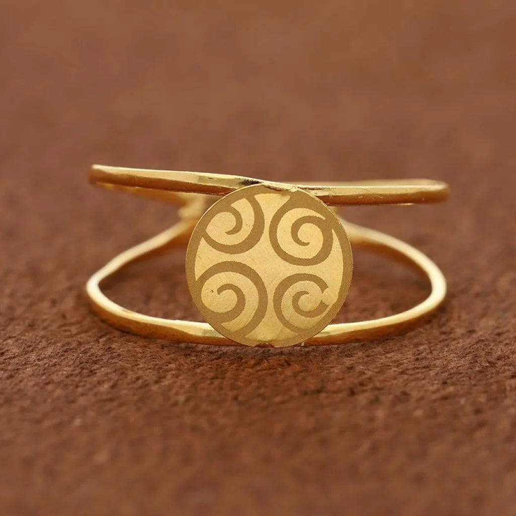 Gold Round Shaped Ring 21Kt - Fkjrn21K2856 Rings