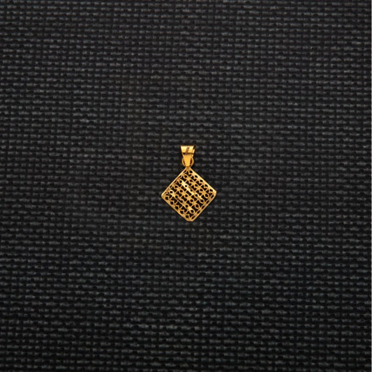 Gold Square Pendant 21Kt - Fkjpnd21Km8218 Pendants