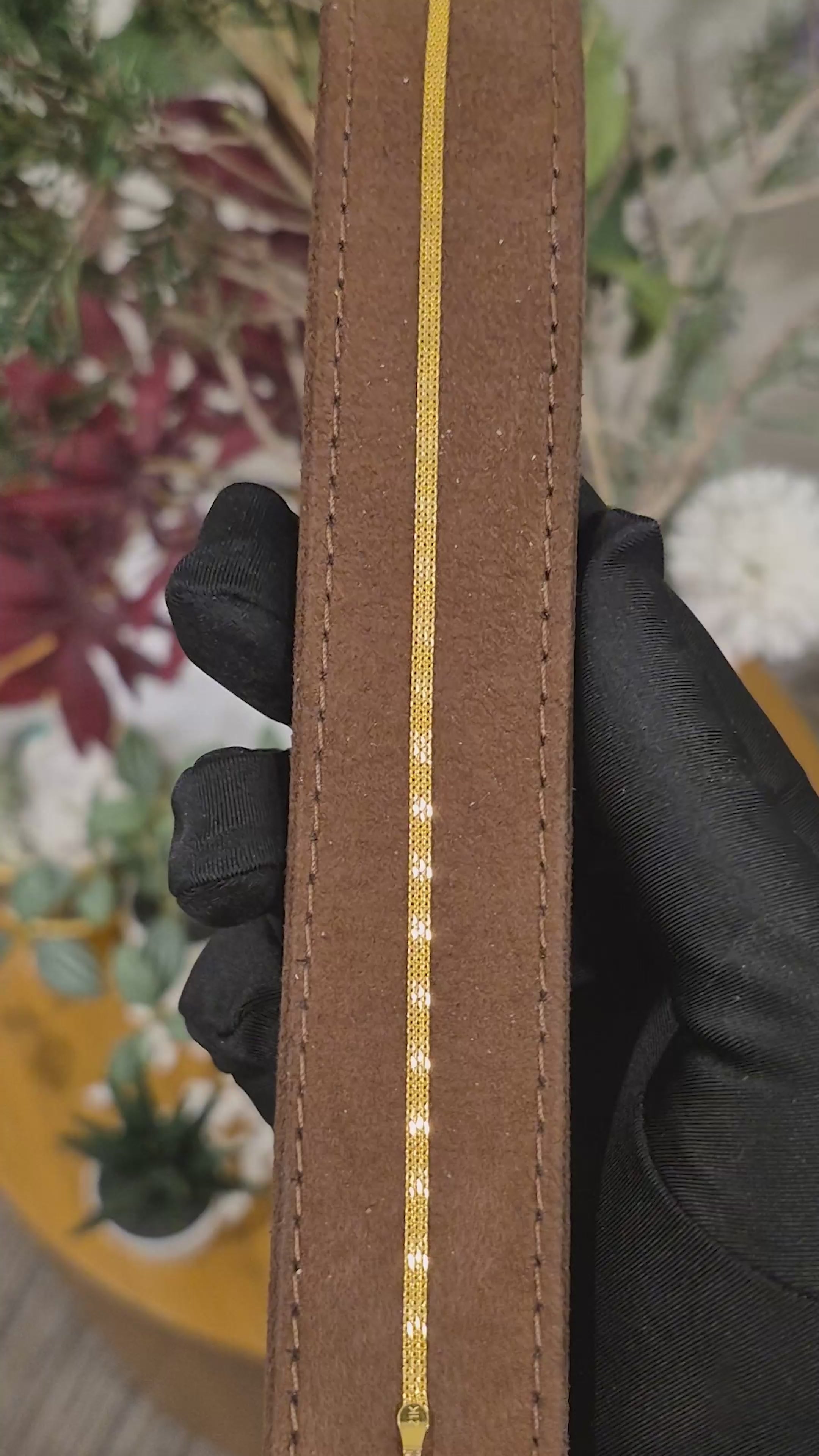 Gold Polished Slim Bracelet 21KT - FKJBRL21KM11593