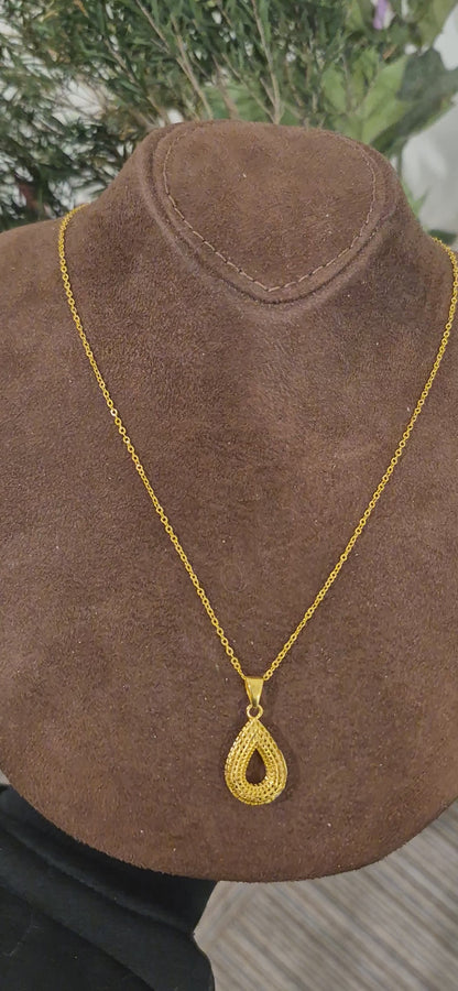 Gold Open Teardrop Necklace 21KT - FKJNKL21KM11288