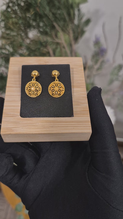 Gold Flower Cutwork Dangler Earrings 21KT - FKJERN21KM12053