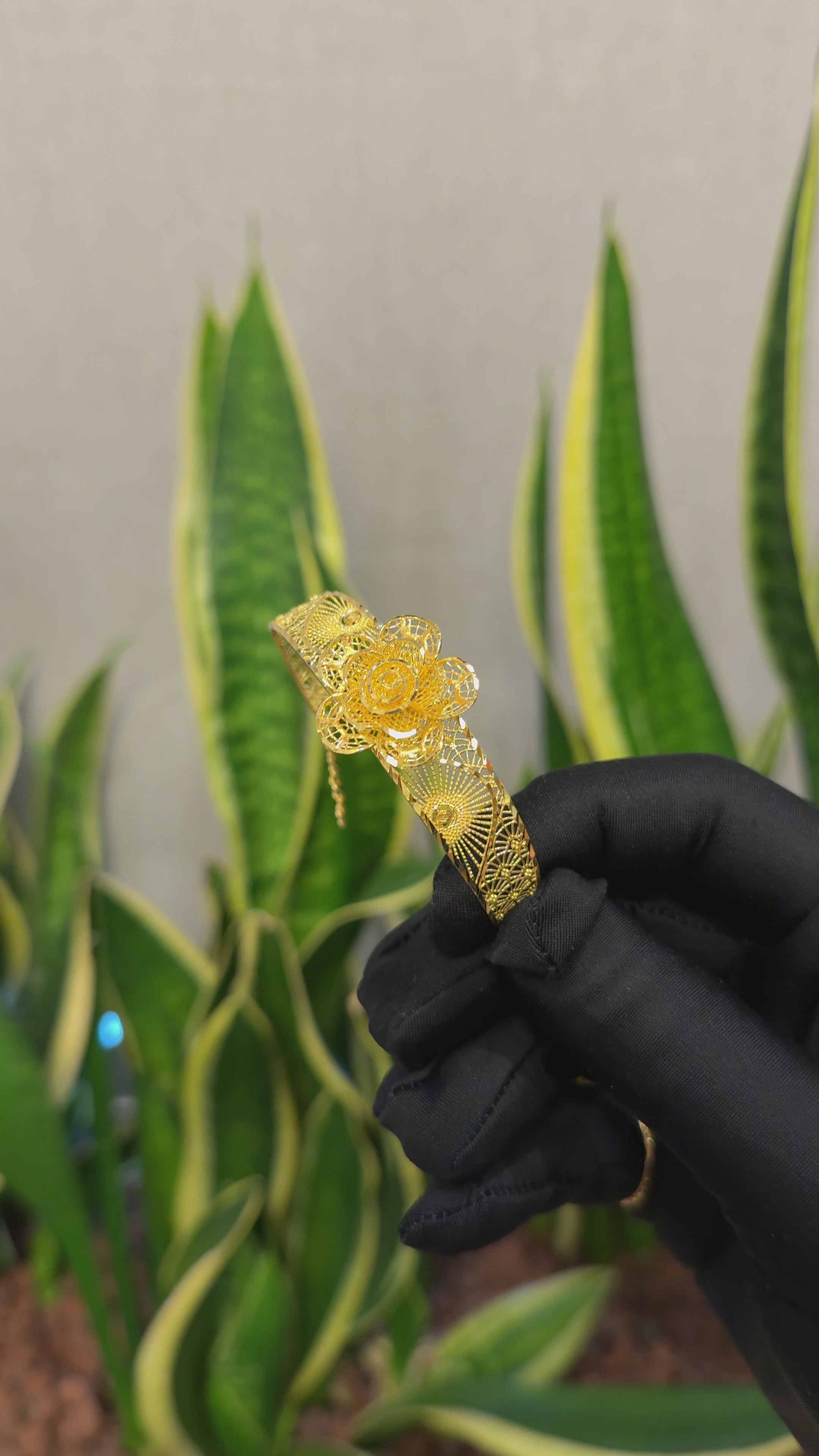 Gold Flower Shaped Bangle Set (Bangle and Ring) 21KT - FKJSET21KM10109