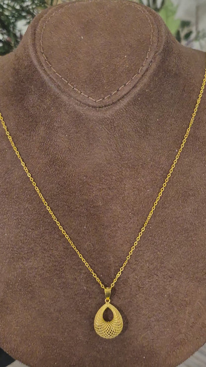 Gold Luxe Oval Necklace 21KT - FKJNKL21KM11324