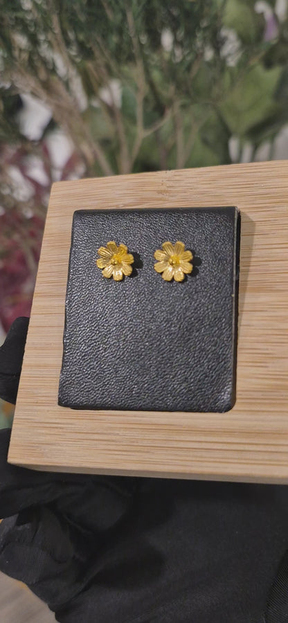 Gold Shine Flower Earrings 21KT - FKJERN21KM11391