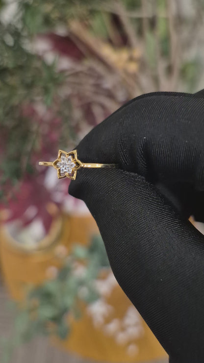 Round Brilliant Cut Diamonds Flower Shaped Ring in 18KT Yellow Gold - FKJRN18KMD12111