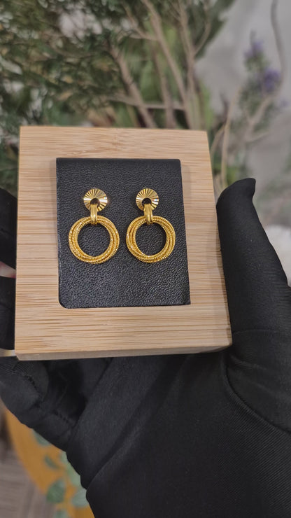 Gold Cluster Spiral Earrings 21KT - FKJERN21KM12073