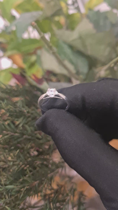 Sterling Silver 925 Diamond Daisy Ring - FKJRNSL10793